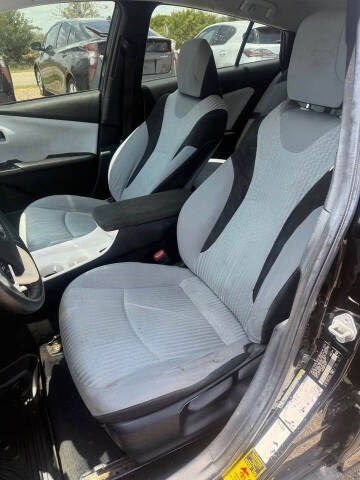 2016 Toyota Prius Four