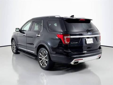 2017 Ford Explorer Platinum