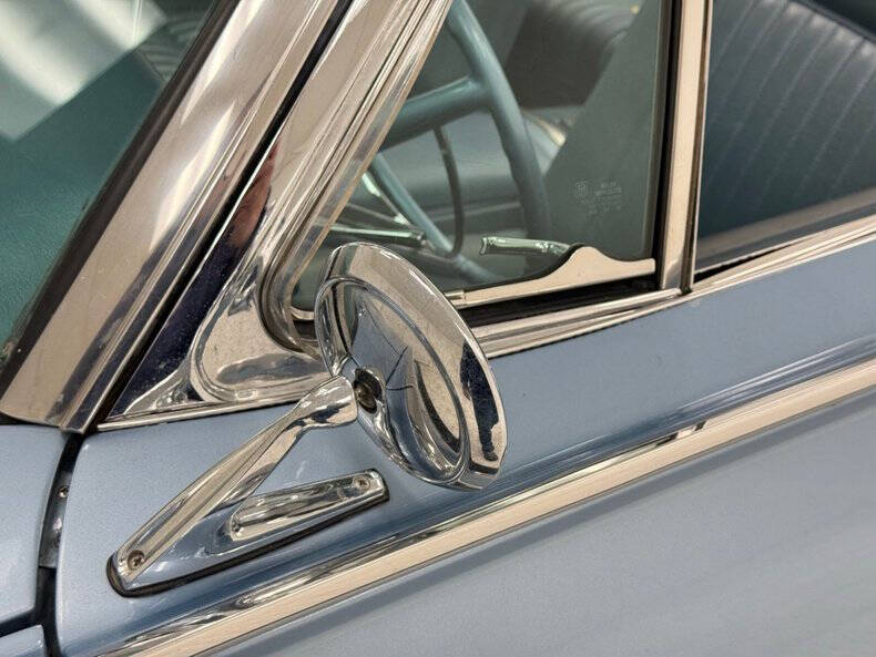 1962 Ford Thunderbird