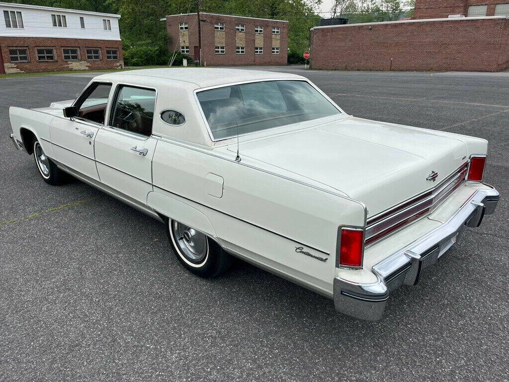 1976 Lincoln Continental 10