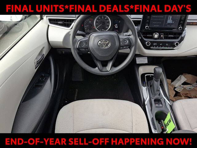 2022 Toyota Corolla LE