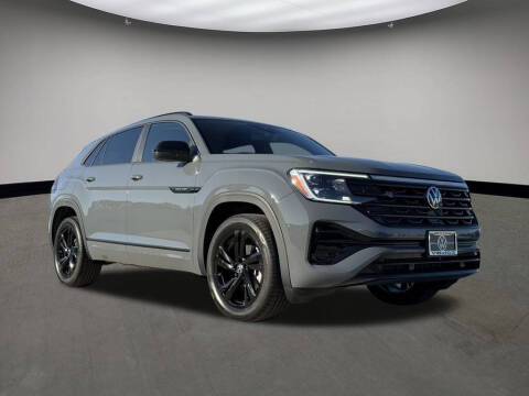 2026 Volkswagen Atlas Cross Sport SEL R-Line Black 4Motion