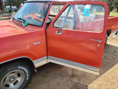 1976 Dodge D100 Pickup