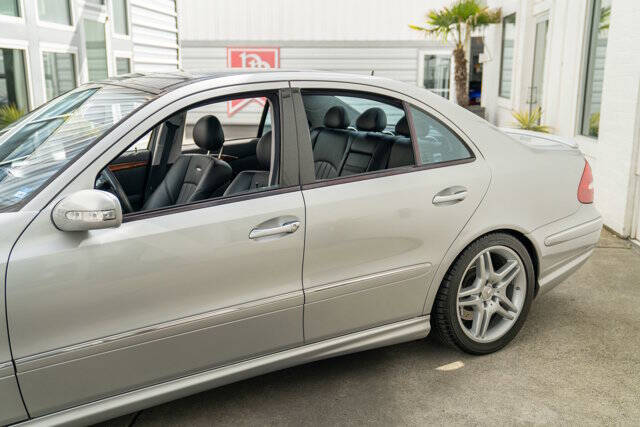 2004 Mercedes-Benz E-Class 7
