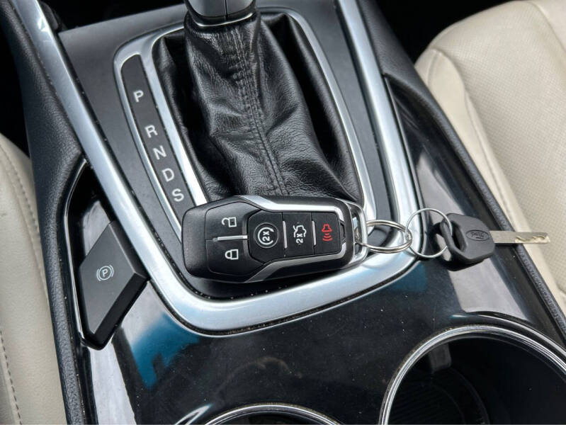 2016 Ford Edge Titanium