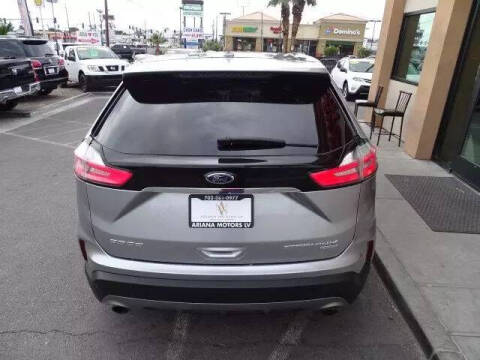 2020 Ford Edge Titanium