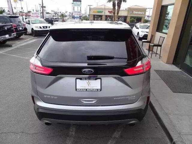 2020 Ford Edge Titanium