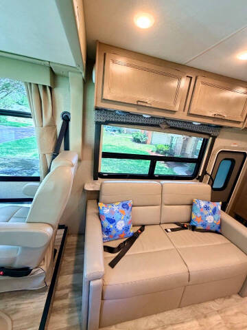 2020 Ford Motorhome Chassis