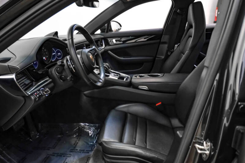 2021 Porsche Panamera