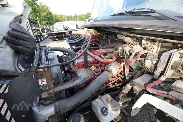 2016 Freightliner M2 106