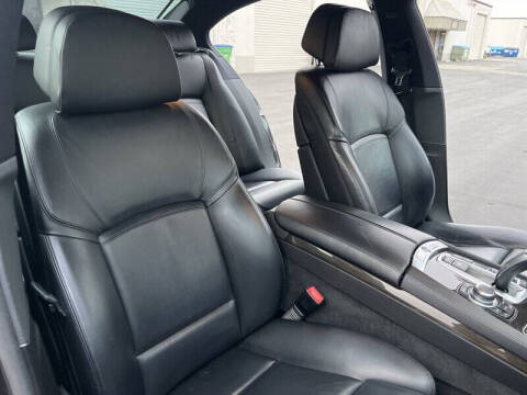 2013 BMW 7 Series 750i