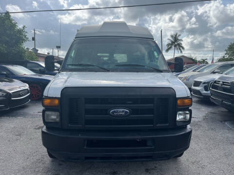2008 Ford E-Series for sale at Molina Auto Sales in Hialeah FL