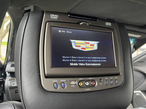 2017 Cadillac Escalade Platinum