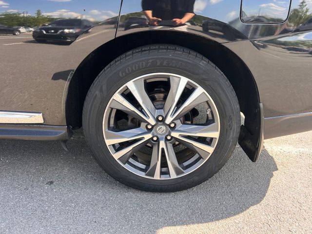 2017 Nissan Pathfinder Platinum
