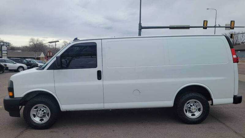 2020 Chevrolet Express 2500