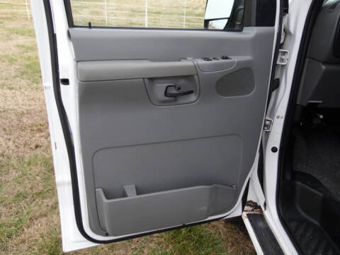 2004 Ford E-Series E-250