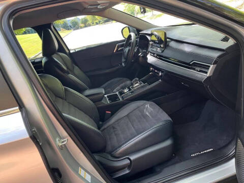 2022 Mitsubishi Outlander SE Launch Edition