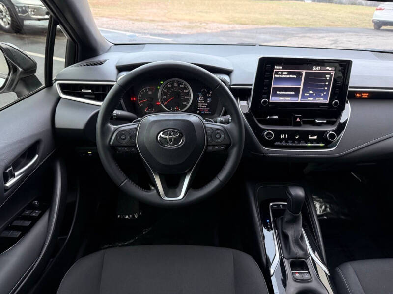 2022 Toyota Corolla Hatchback SE