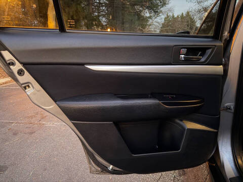 2011 Subaru Outback 2.5i Premium