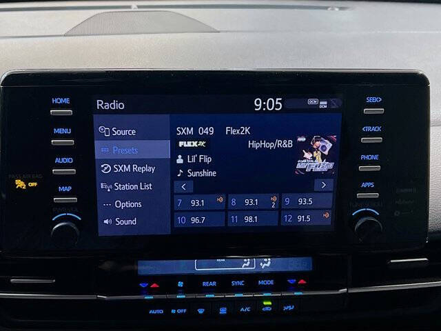 2023 Toyota Sienna LE 8-Passenger