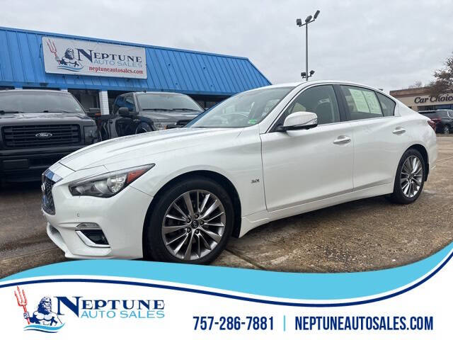 2018 INFINITI Q50 LUXE