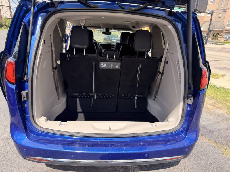 2018 Chrysler Pacifica Touring L Plus