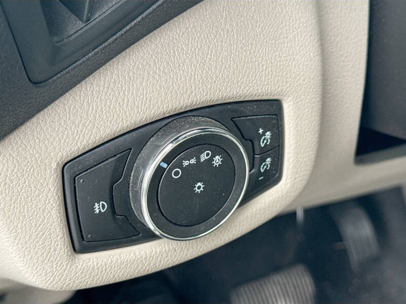 2018 Ford Transit Connect XLT