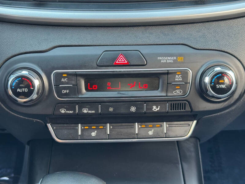 2020 Kia Sorento S V6