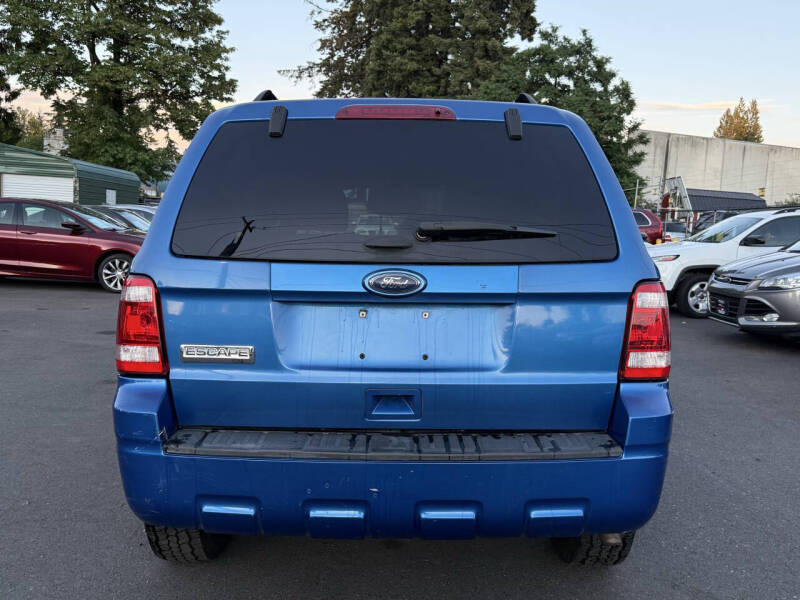 2011 Ford Escape XLT