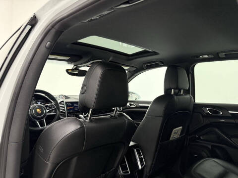 2015 Porsche Cayenne S