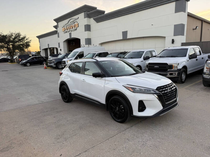 2022 Nissan Kicks SR