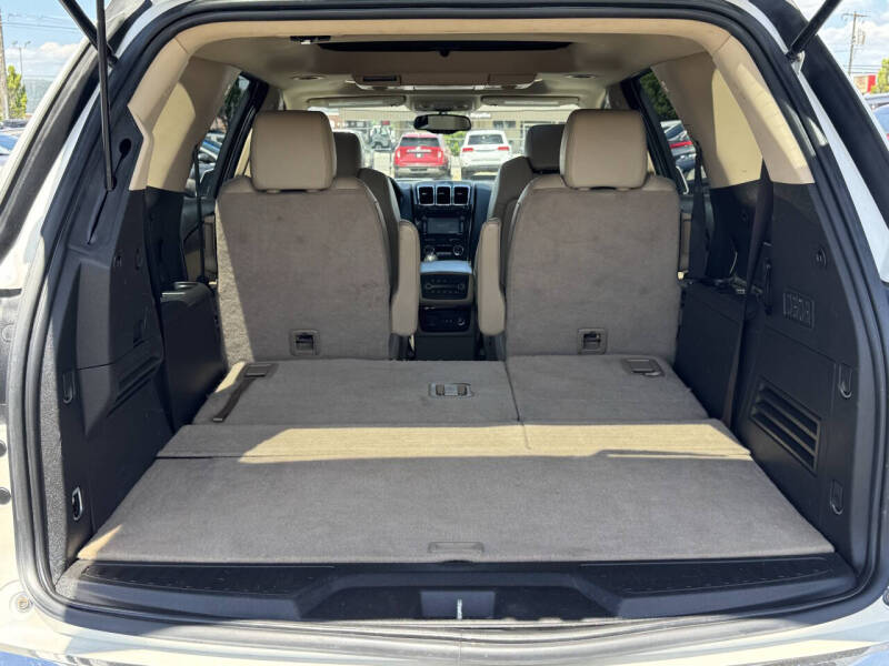 2011 GMC Acadia Denali