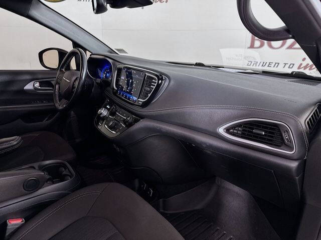 2021 Chrysler Pacifica Touring