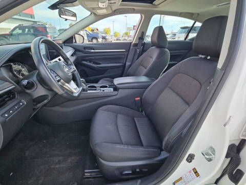 2023 Nissan Altima 2.5 SV