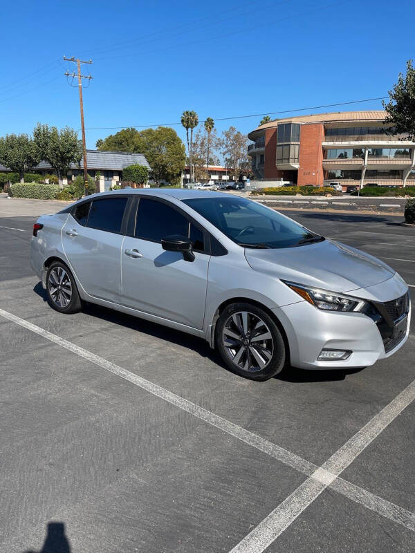 2020 Nissan Versa SR