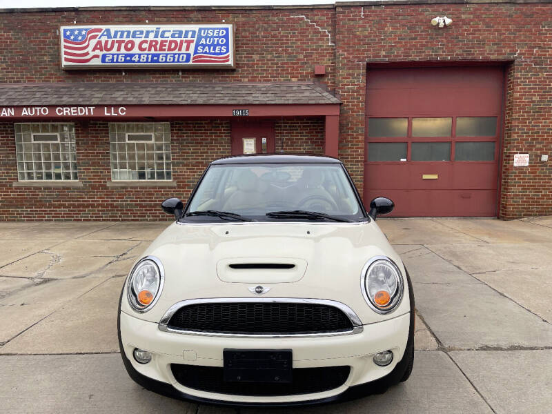 2010 MINI Cooper for sale at AMERICAN AUTO CREDIT in Cleveland OH