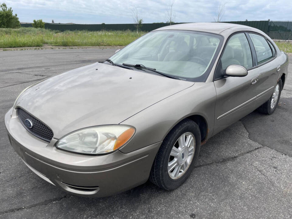 2005 Ford Taurus for sale at Twin Cities Auctions in Elk River, MN