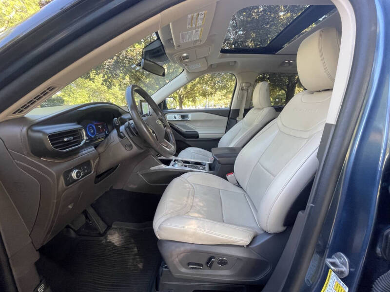 2020 Ford Explorer Platinum