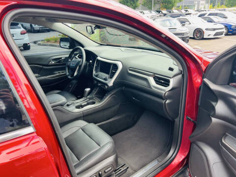 2017 GMC Acadia SLT-1