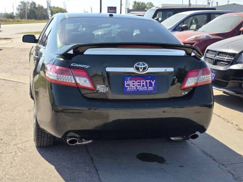 2011 Toyota Camry LE V6