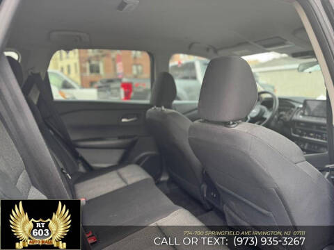 2024 Nissan Rogue SV