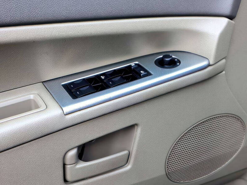 2005 Jeep Grand Cherokee Laredo