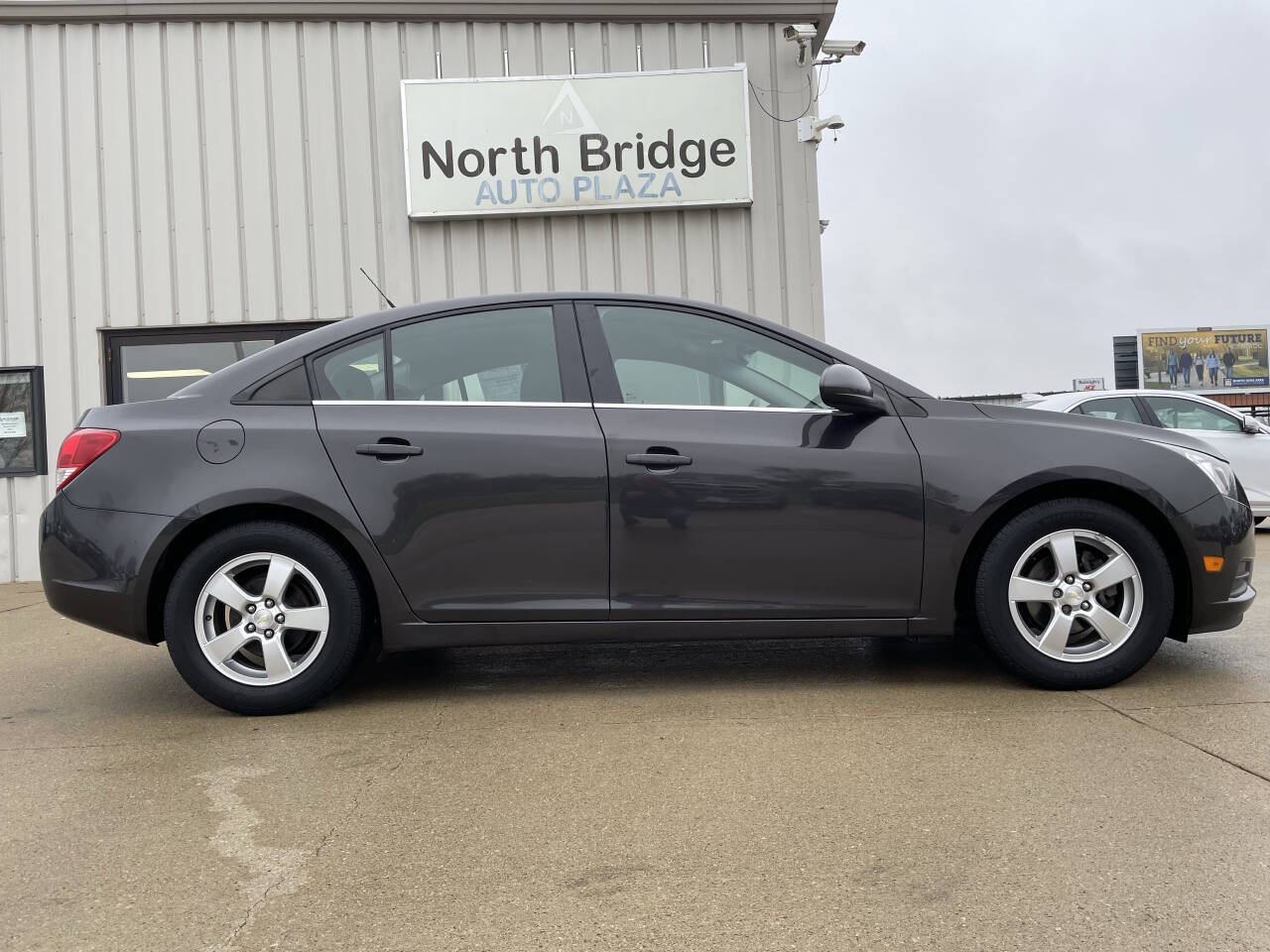 2014 Chevrolet Cruze photo 24