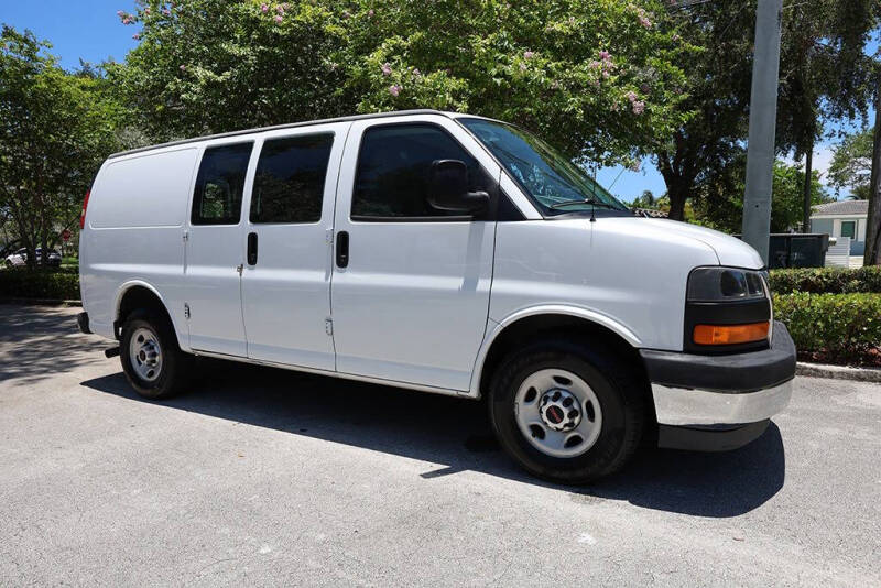 2017 GMC Savana 2500