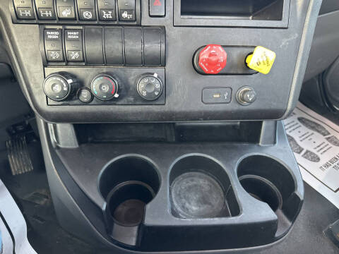 2021 International RH613