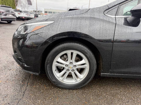 2017 Chevrolet Cruze LT Auto