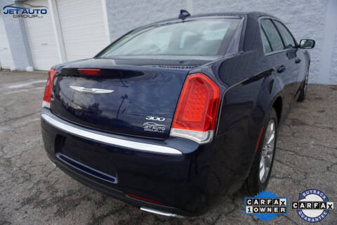 2015 Chrysler 300 Limited