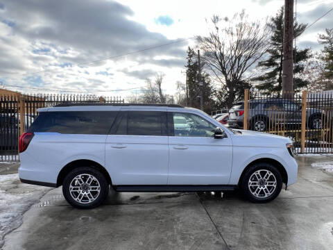 2025 Ford Expedition MAX Active