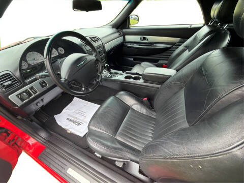2005 Ford Thunderbird Deluxe