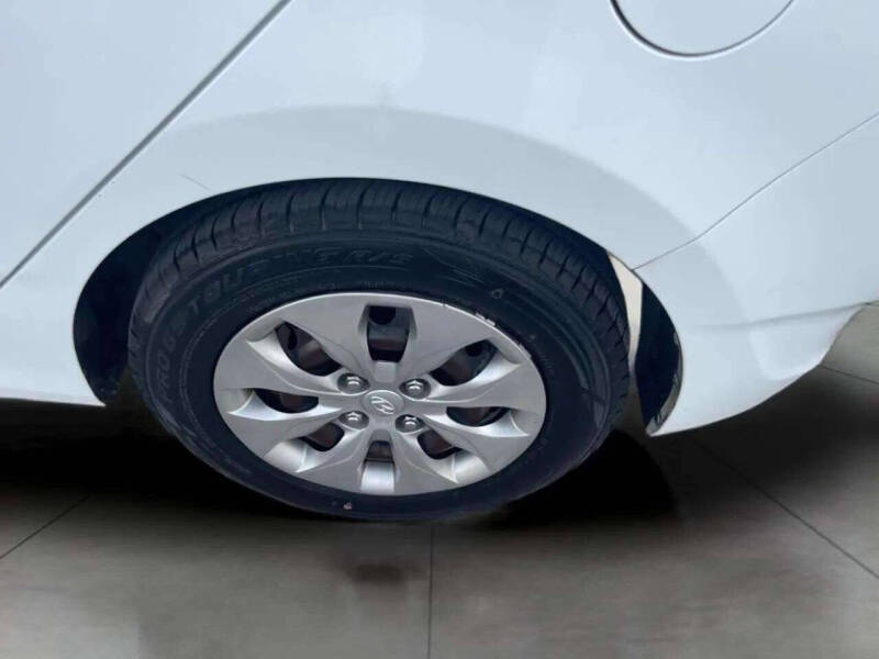 2017 Hyundai Accent SE